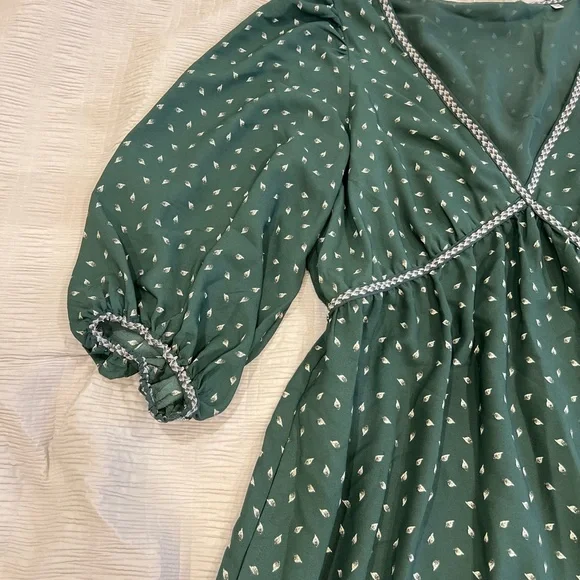 NWT Max Studio Elegant Green Polka Dot Dress - Picture 4 of 10